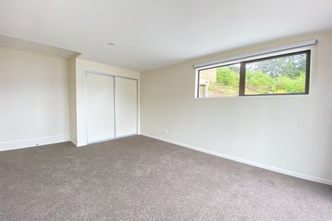 Photo of property in 127 Wynyard Crescent, Fernhill, Queenstown, 9300