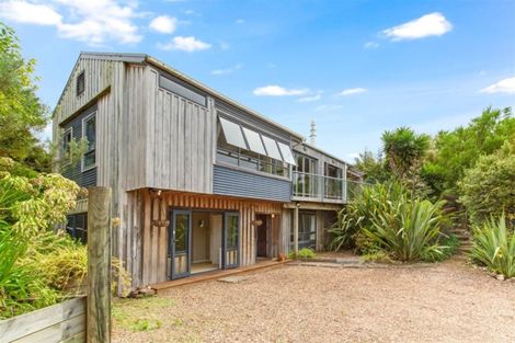 Photo of property in 3 Bella Vista Road, Omiha, Waiheke Island, 1081