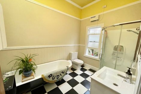 Photo of property in 17 Emerson Street, Berhampore, Wellington, 6023