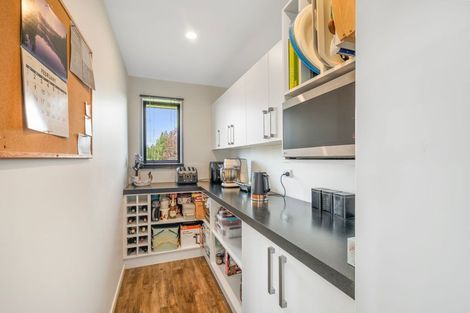 Photo of property in 24 Whitcombe Place, Darfield, 7571