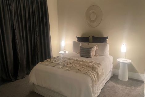 Photo of property in 92 Tomahawk Road, Andersons Bay, Dunedin, 9013