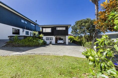Photo of property in 2/31 Amante Crescent, Mairangi Bay, Auckland, 0630
