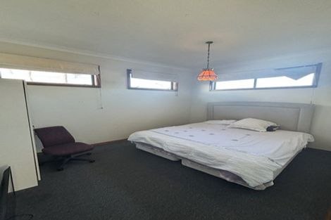 Photo of property in 1 Millen Place, Clarks Beach, 2122