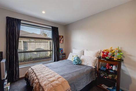 Photo of property in 11 Catkins Lane, Mairehau, Christchurch, 8052