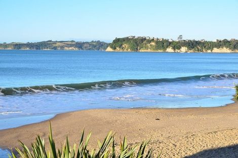 Photo of property in 10 Ardern Avenue, Stanmore Bay, Whangaparaoa, 0932