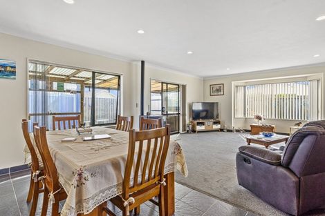 Photo of property in 273 Rangiuru Road, Otaki, 5512