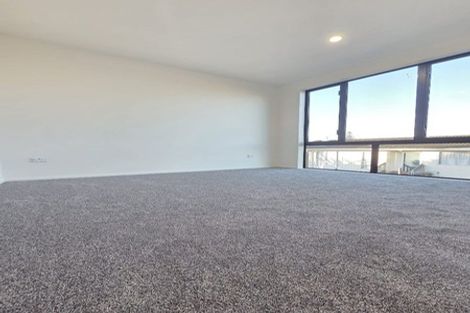 Photo of property in 408 Roscommon Road, Clendon Park, Auckland, 2103