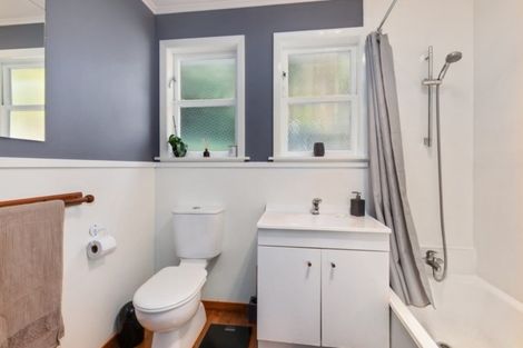 Photo of property in 4 Pollard Street, Wainuiomata, Lower Hutt, 5014