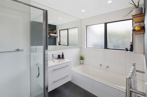 Photo of property in 7 Longmont Terrace, Churton Park, Wellington, 6037