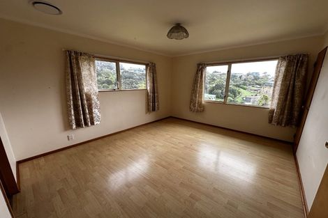 Photo of property in 65 Stillwater Crescent, Stillwater, Silverdale, 0993