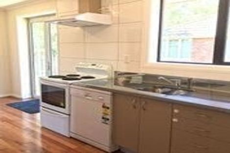 Photo of property in 30 Auburn Avenue, Upper Riccarton, Christchurch, 8041