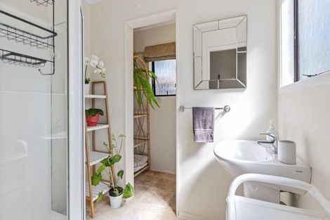 Photo of property in 10a Hayley Grove, Papamoa Beach, Papamoa, 3118