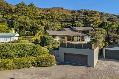 Photo of property in 99 Moenui Road, Havelock, Picton, 7281
