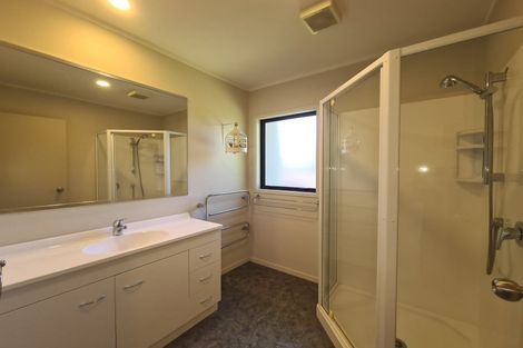 Photo of property in 20 Pagitt Street, Coromandel, 3506