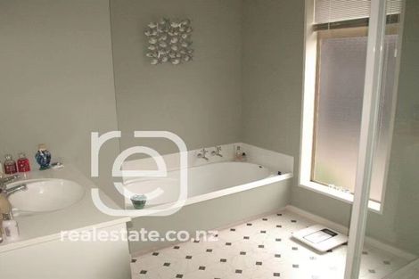 Photo of property in 5 Mcclintock Lane, Sockburn, Christchurch, 8042