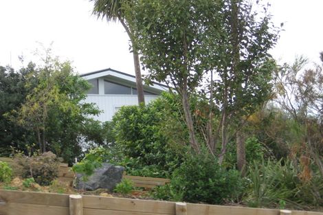 Photo of property in 5 Kyle Street, Leigh, 0985