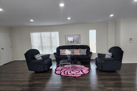 Photo of property in 169a Russell Road, Manurewa, Auckland, 2102