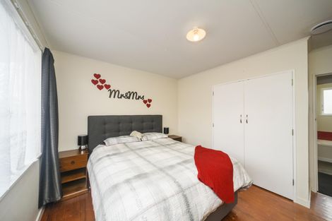 Photo of property in 39 Wood Street, Takaro, Palmerston North, 4410