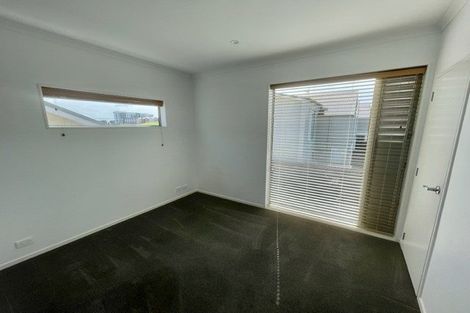 Photo of property in 4 Shelduck Way, Hobsonville, Auckland, 0616