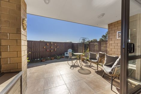 Photo of property in 53 Alberta Road, Glen Avon, New Plymouth, 4312