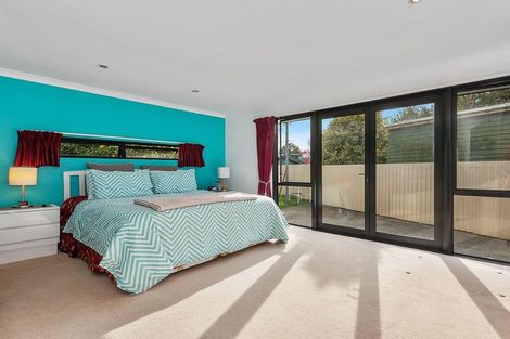 Photo of property in 18c Alison Street, Hamilton Lake, Hamilton, 3204