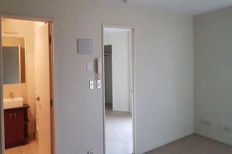 Photo of property in 5c/17 Crown Lynn Place, New Lynn, Auckland, 0600