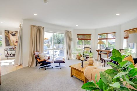 Photo of property in 35 Northmeadow Drive, Rototuna, Hamilton, 3210