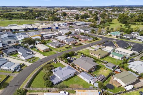 Photo of property in 6 Donovan Street, Te Puke, 3119