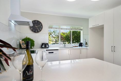 Photo of property in 9 Central Park Drive, Te Atatu South, Auckland, 0610