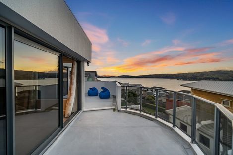 Photo of property in 5 Bowsprit Way, Whitby, Porirua, 5024