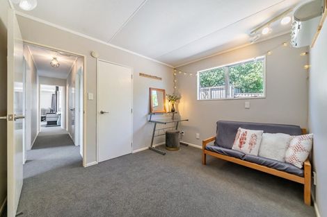 Photo of property in 58 Mercury Way, Whitby, Porirua, 5024