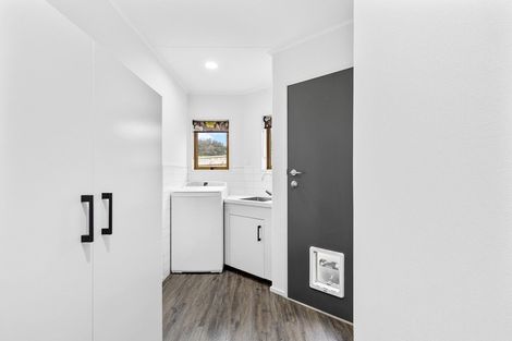 Photo of property in 32 Haast Place, Awapuni, Palmerston North, 4412