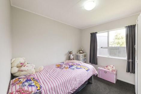 Photo of property in 108 Apollo Parade, Milson, Palmerston North, 4414