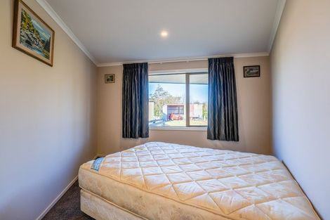 Photo of property in 35 Chester Street, Hampden, 9410