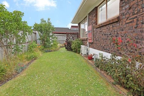 Photo of property in 1/33 Swanson Road, Henderson, Auckland, 0610