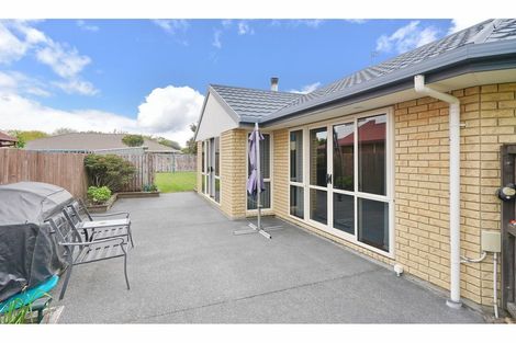Photo of property in 12 Regency Crescent, Redwood, Christchurch, 8051