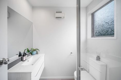 Photo of property in 6 Omega Place, Casebrook, Christchurch, 8051