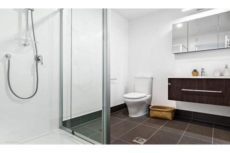 Photo of property in 8/2 Tahuhu Road, Mount Wellington, Auckland, 1062