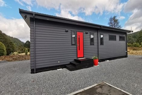 Photo of property in 12 John Harris Way, Te Marua, Upper Hutt, 5018