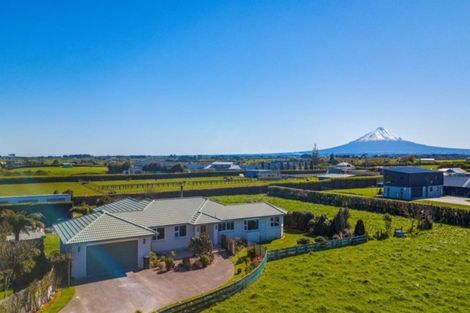 Photo of property in 281 Waihi Road, Hawera, 4673