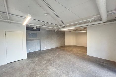 Photo of property in 2c/7-11 Bute Road, Browns Bay, Auckland, 0630