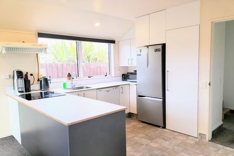 Photo of property in 182g Bay View Road, South Dunedin, Dunedin, 9012