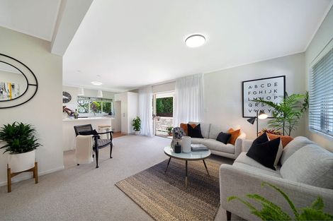 Photo of property in 9 Central Park Drive, Te Atatu South, Auckland, 0610