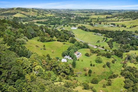 Photo of property in 32 Smith Road, Matakana, Warkworth, 0985