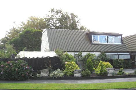 Photo of property in 1 Hanover Place, Ilam, Christchurch, 8041