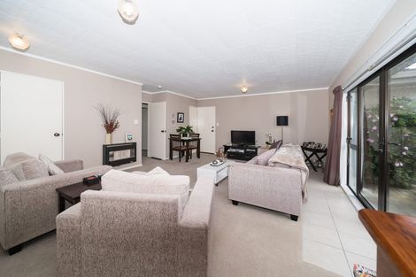Photo of property in 50 Raglan Avenue, Cloverlea, Palmerston North, 4412