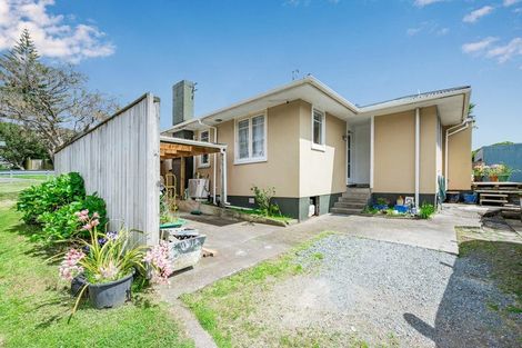 Photo of property in 2 Riwai Street, Paraparaumu, 5032