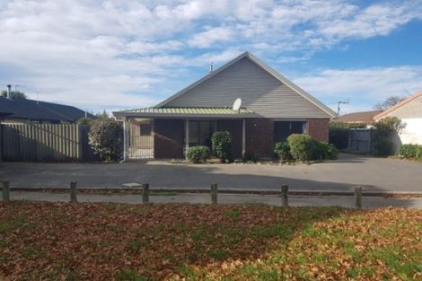 Photo of property in 1/16b Langham Place, Redwood, Christchurch, 8051