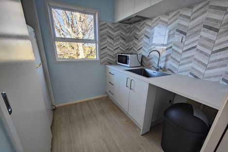 Photo of property in 5 Stansfield Place, Sunnyhills, Auckland, 2010