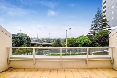 Photo of property in Santa Fe, 2/21 Day Street, Auckland Central, Auckland, 1010